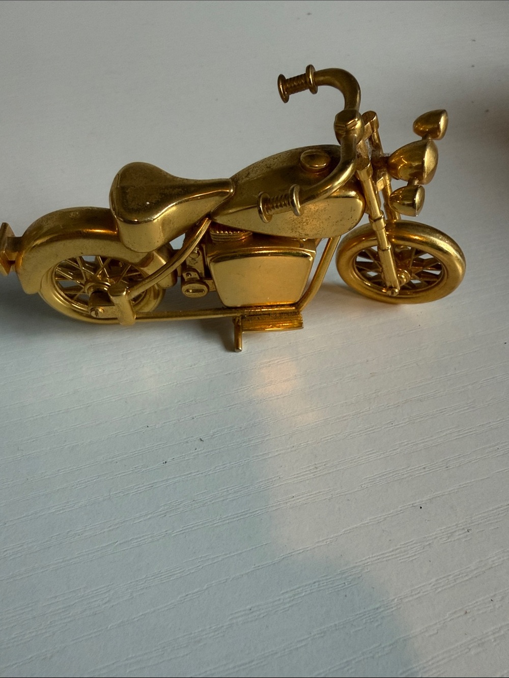 Timex Gold Motorcycle Desk Clock Accent - Picture 2 of 4